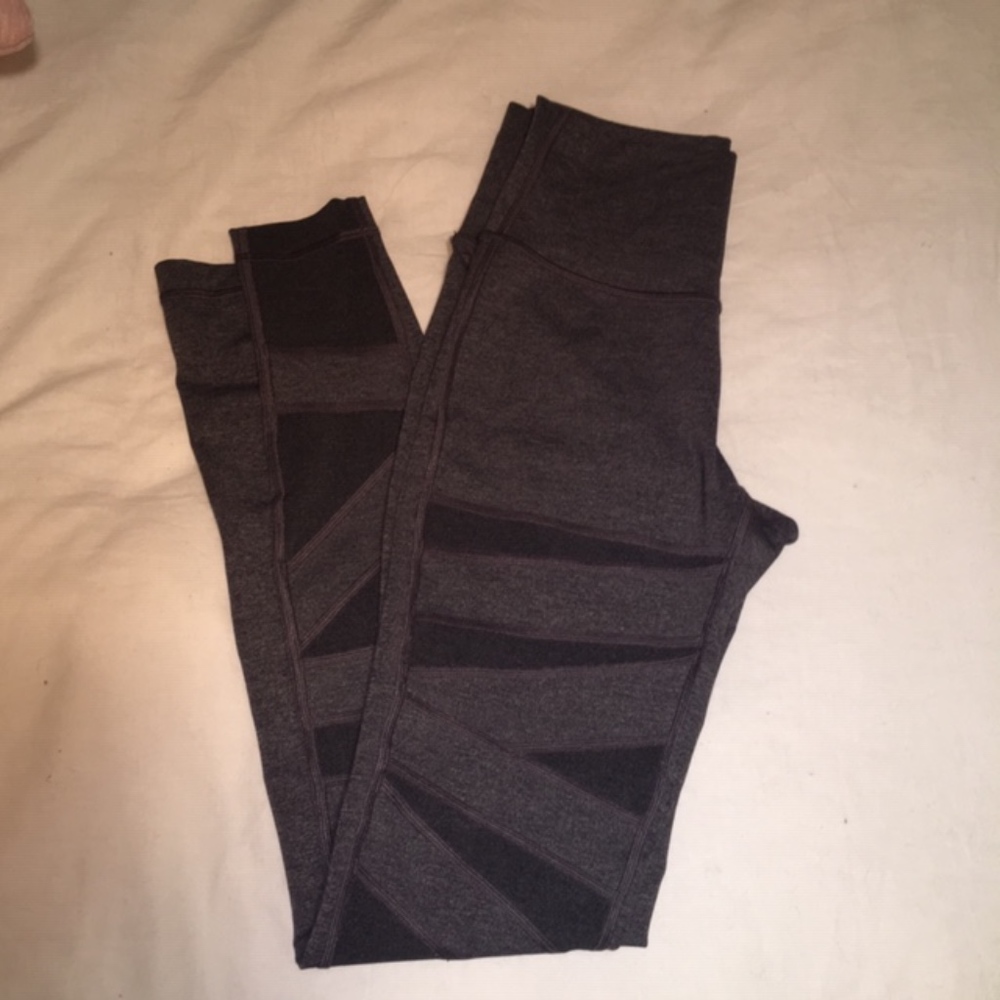 Lululemon Leggings with Mesh Details (1 day left)